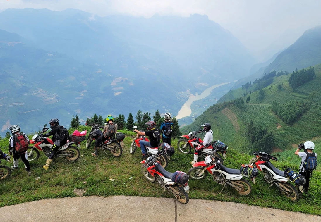 Top 10 Adventures in Vietnam: The Ultimate Guide for 2025 3 Screenshot 2025 08 15 163132