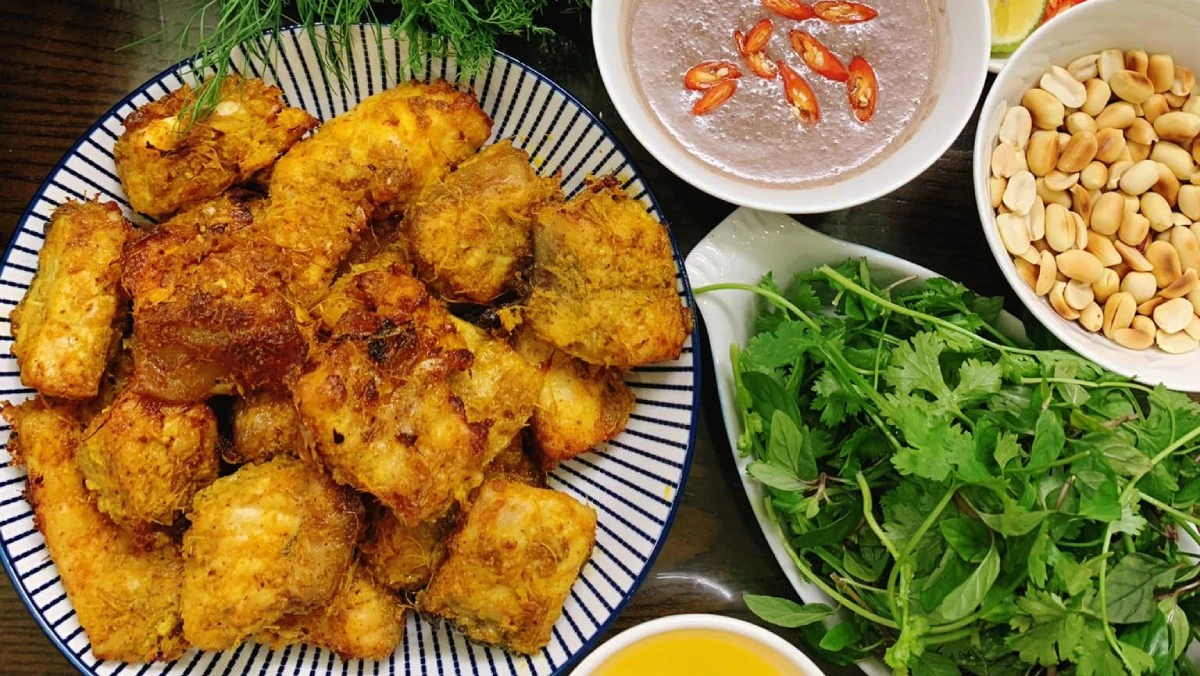 The Ultimate Guide: 20 Best Vietnamese Dishes You Must Try 7 Chả cá Lã Vọng
