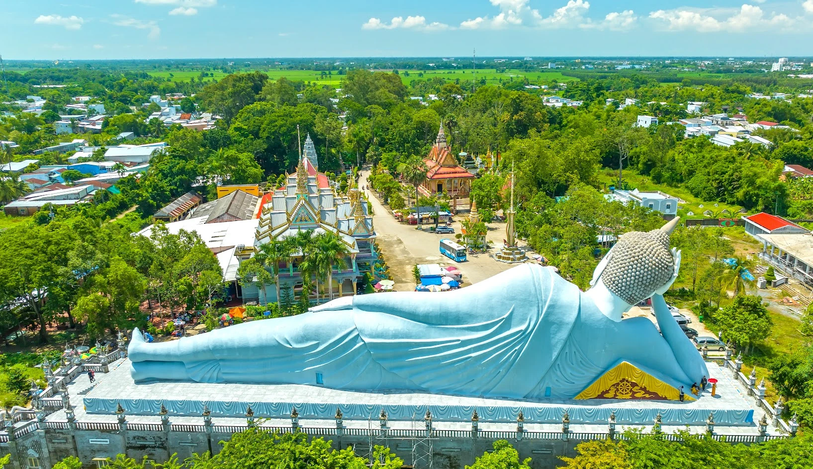 Where is Som Rong Pagoda? Directions & Travel Tips | Vietjet Air