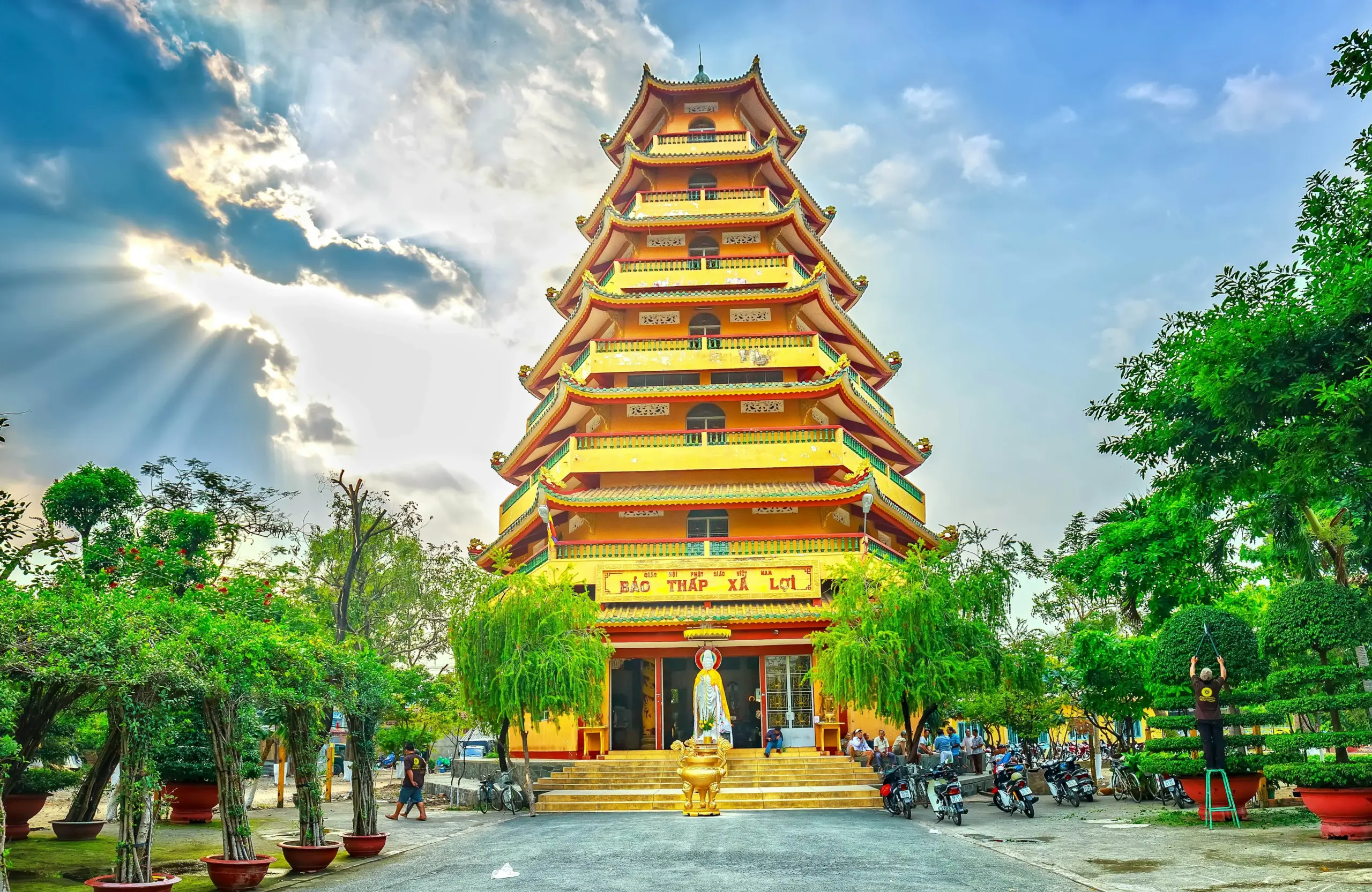 Jade Emperor Pagoda | Ho Chi Minh City, Vietnam | Attractions - Lonely Planet