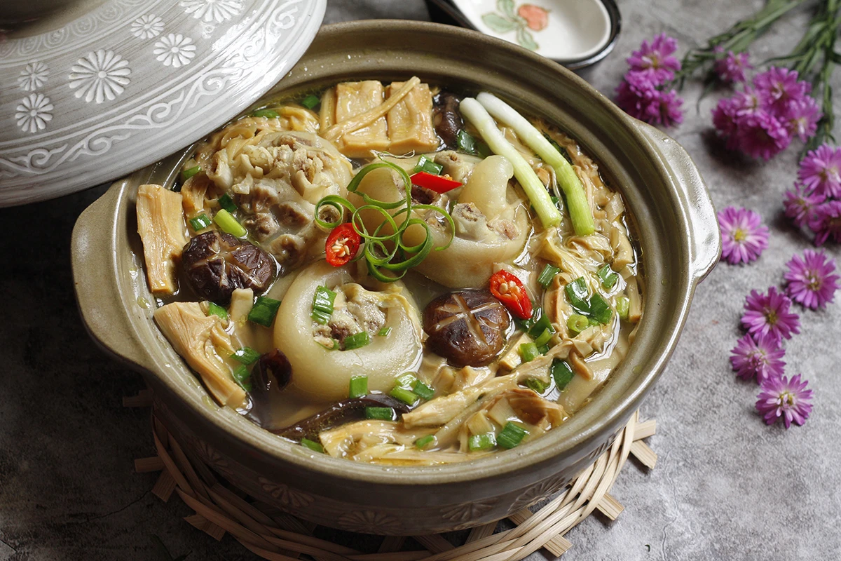 Tet Holiday 2026: Your Best Guide to Vietnamese New Year 6 full experience in vietnamese tet holiday nAu0