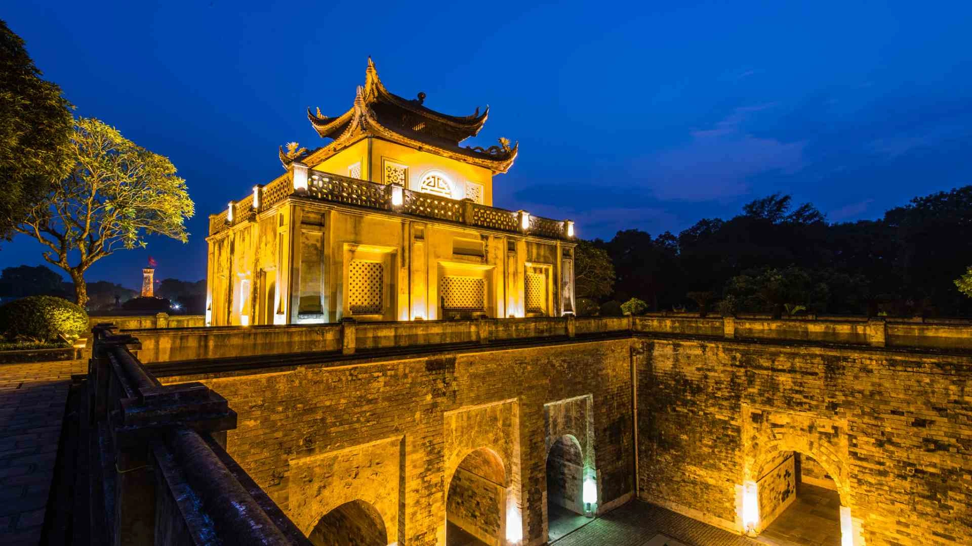 Thang Long Imperial Citadel - UNESCO Heritage of Hanoi - Desyloia Hotel