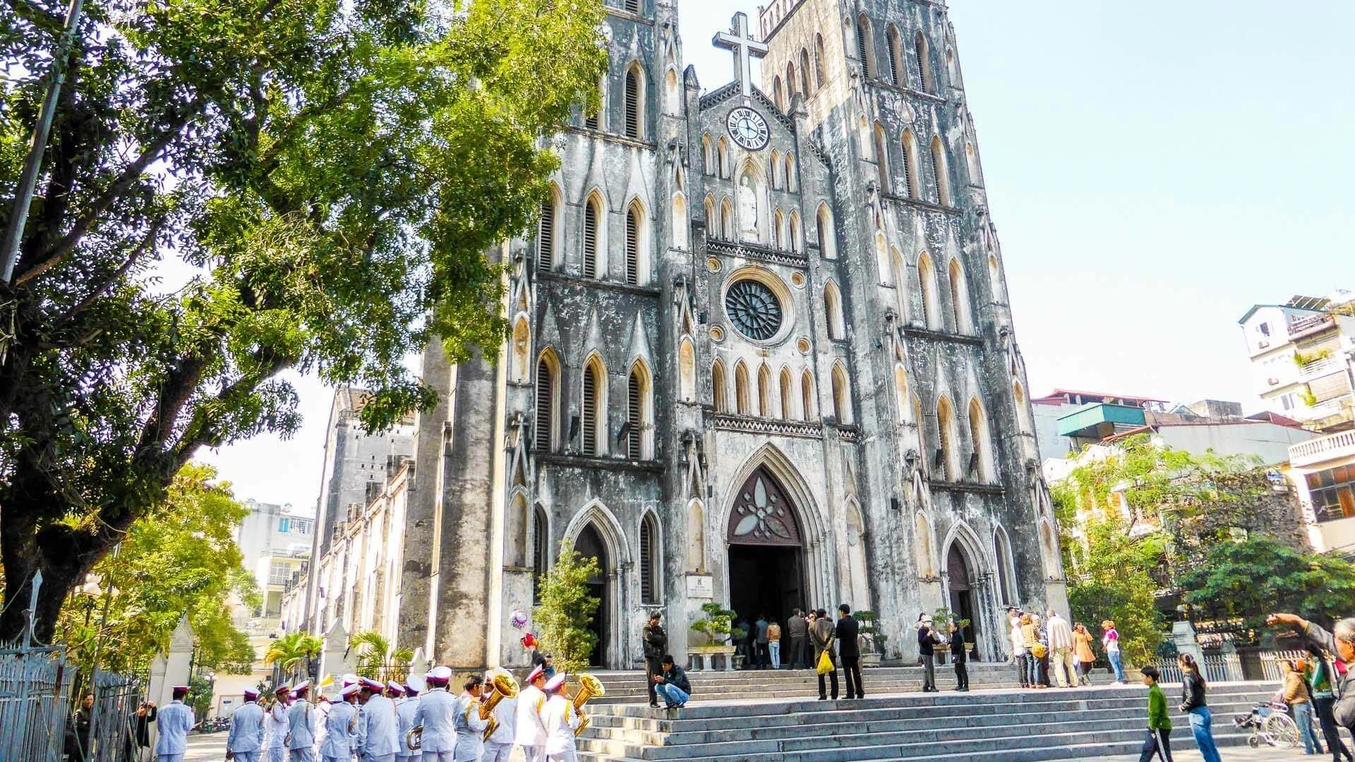 Nhà thờ lớn Hà Nội - VNTRIP.VN