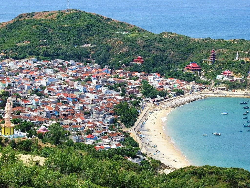 The Beaches of Quy Nhon & Phu Yen: A Guide – Vietnam Coracle – Independent  Travel Guides to Vietnam