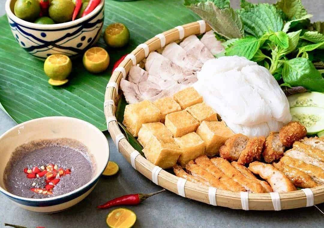 The Ultimate Guide: 20 Best Vietnamese Dishes You Must Try 9 the ultimate guide 20 best vietnamese dishes you must try M1tR