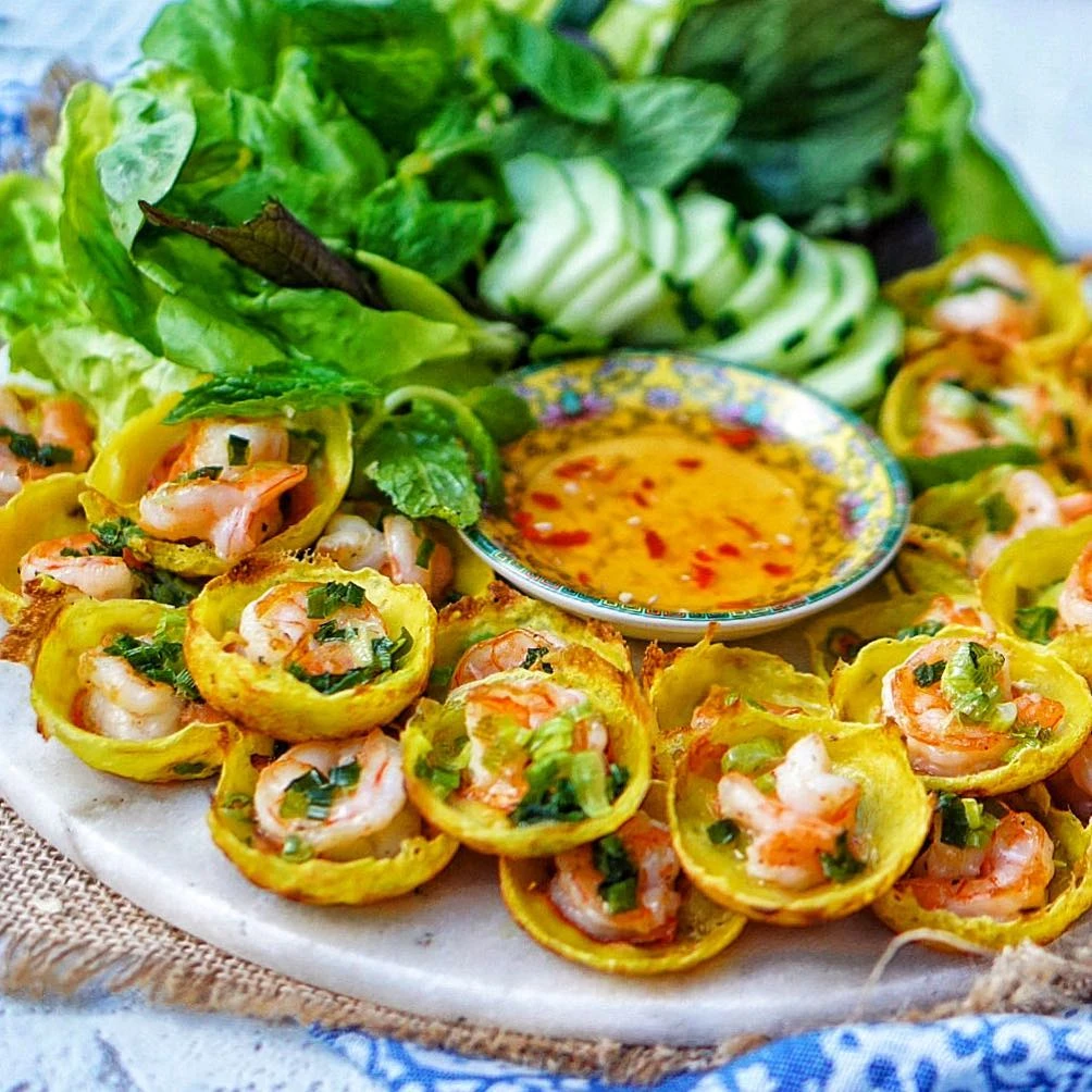The Ultimate Guide: 20 Best Vietnamese Dishes You Must Try 19 Bánh khọt Sài Gòn