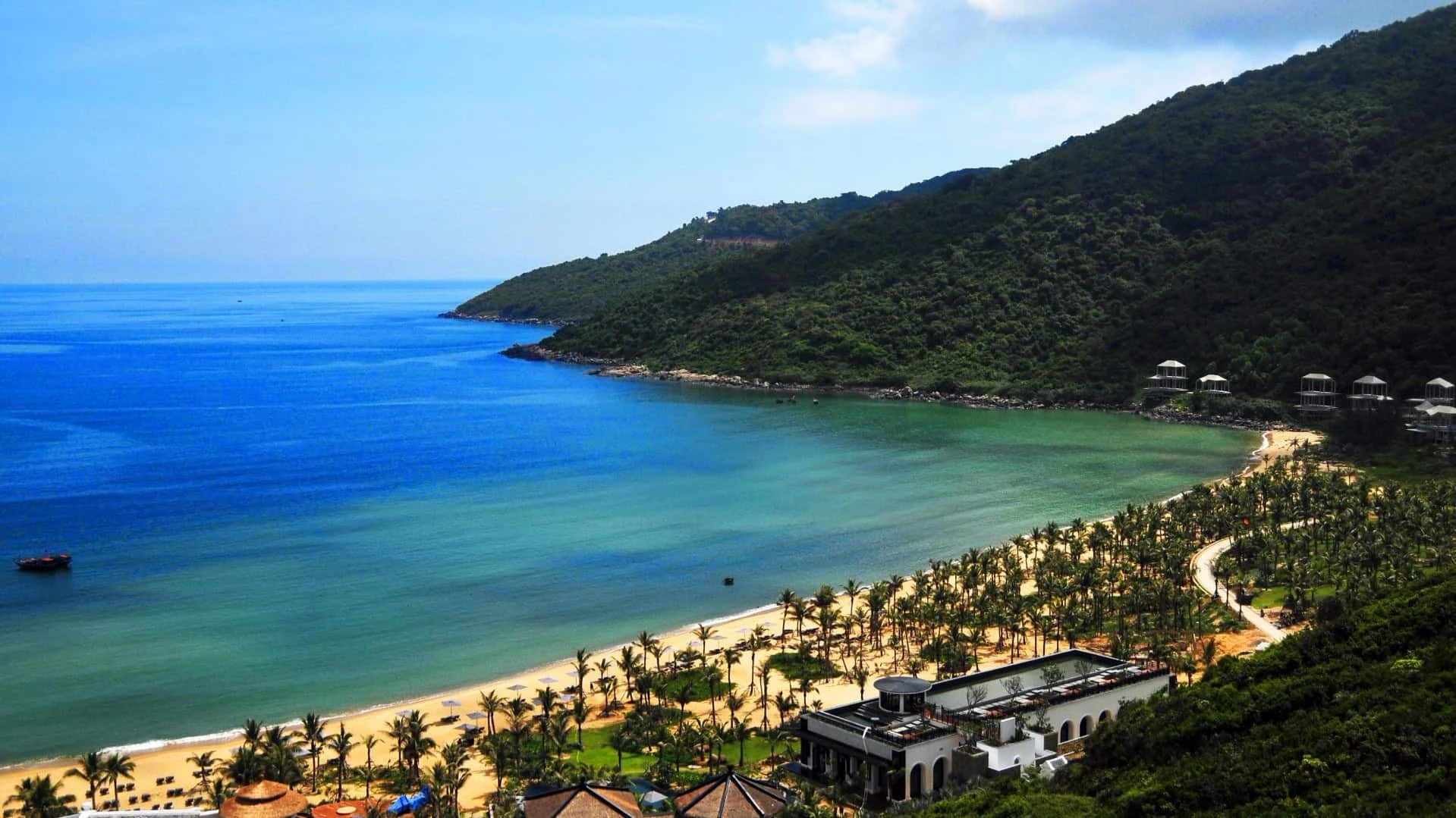 The Best Beaches in Vietnam: An Ultimate Guide for 2025 7 THE BEST BEACHES IN CENTRAL VIETNAM