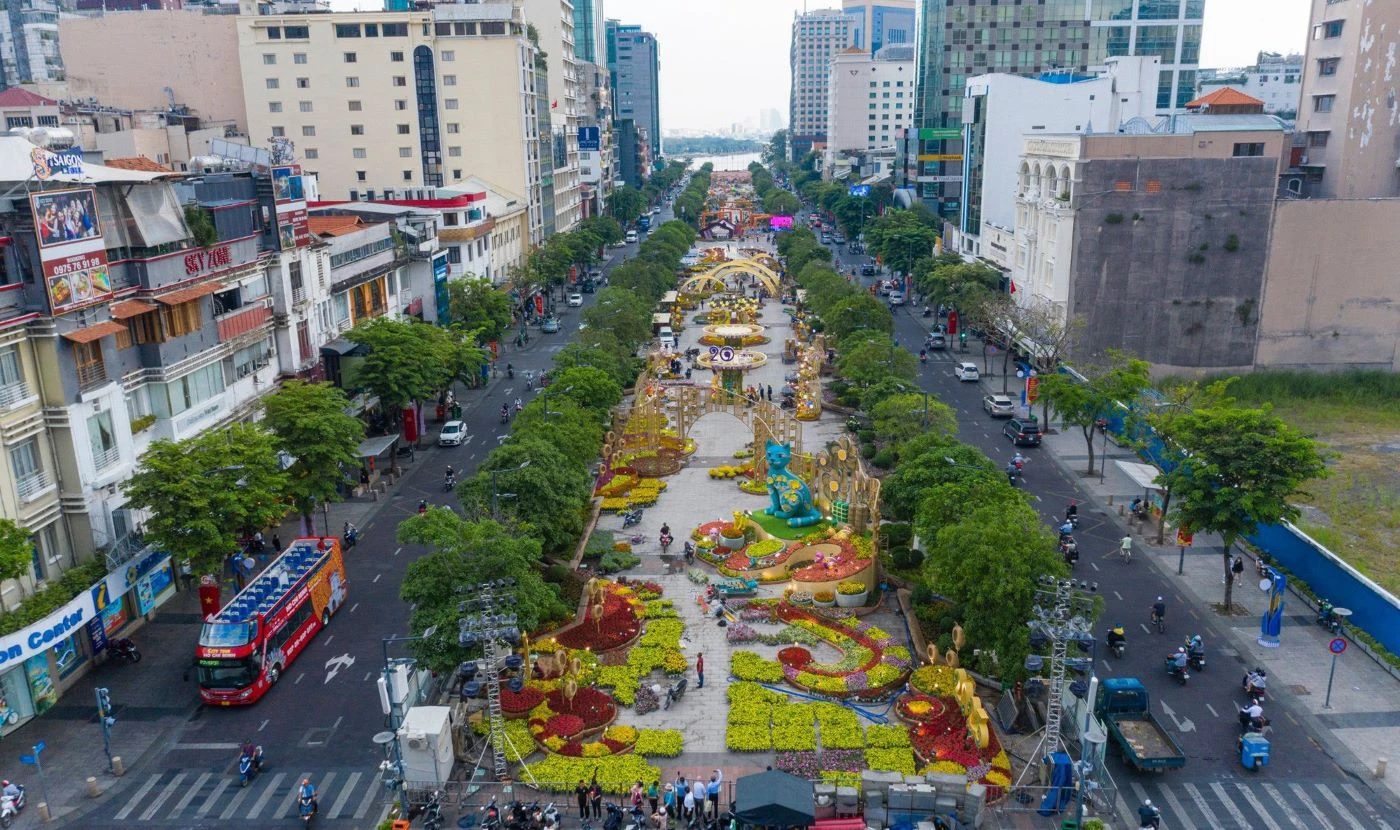 Nguyen Hue Flower Street 2024: must-visit this Lunar New Year - AN Tours Vietnam