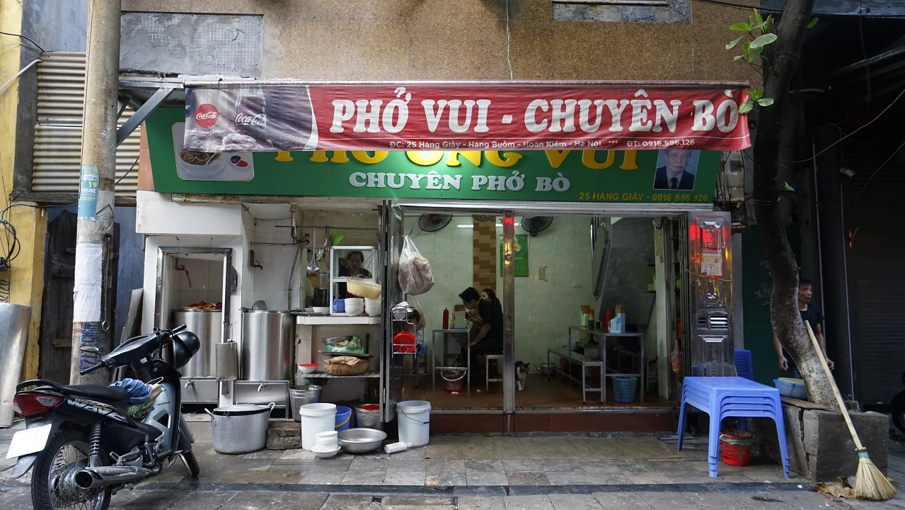 Những quán phở bò có tên lạ tại Hà Nội ai nghe qua cũng đều tò mò