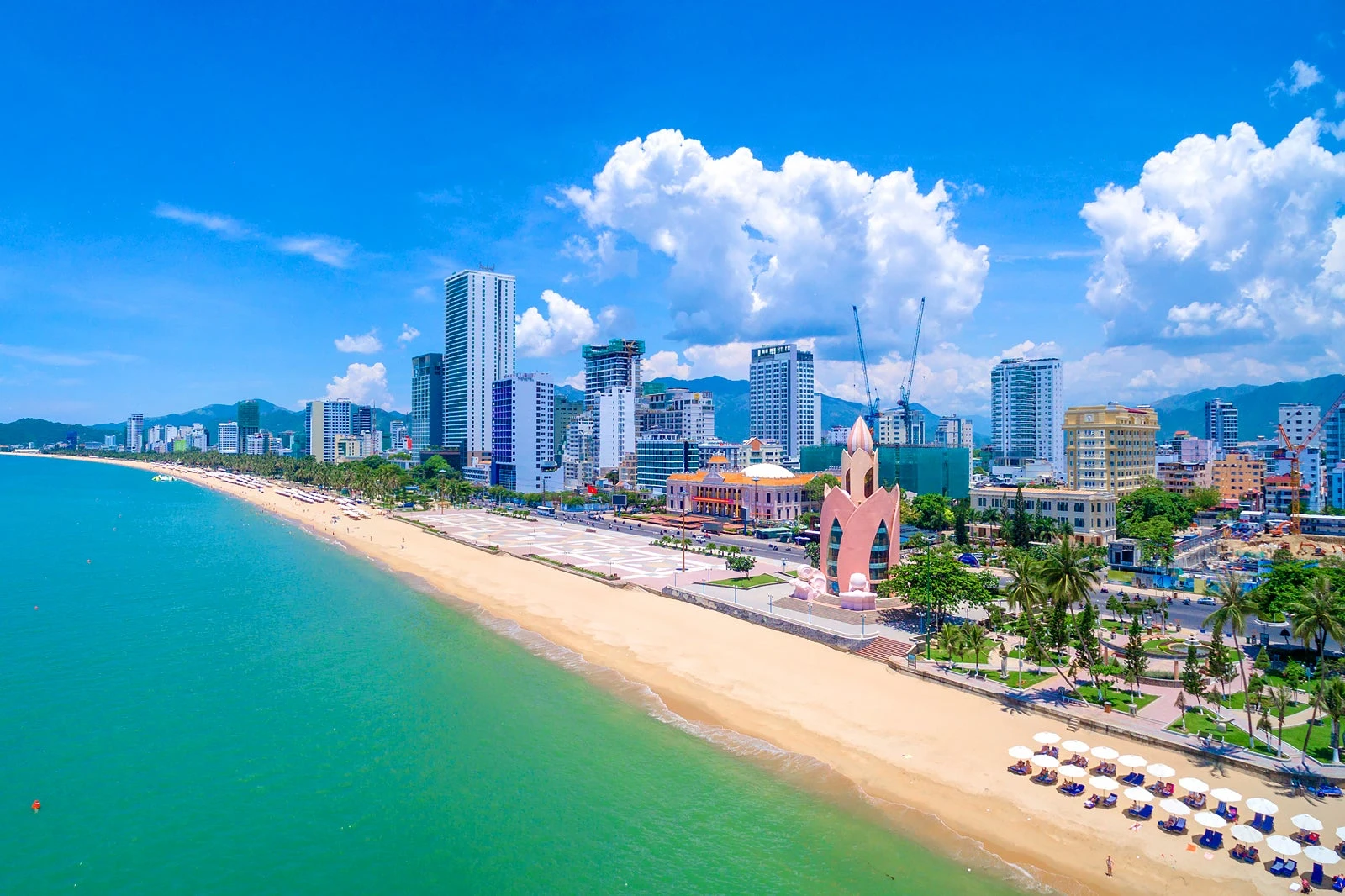 Vietnam summer 2025: The Best Guide to Beat the Heat 8 top places to visit vietnam in the summer