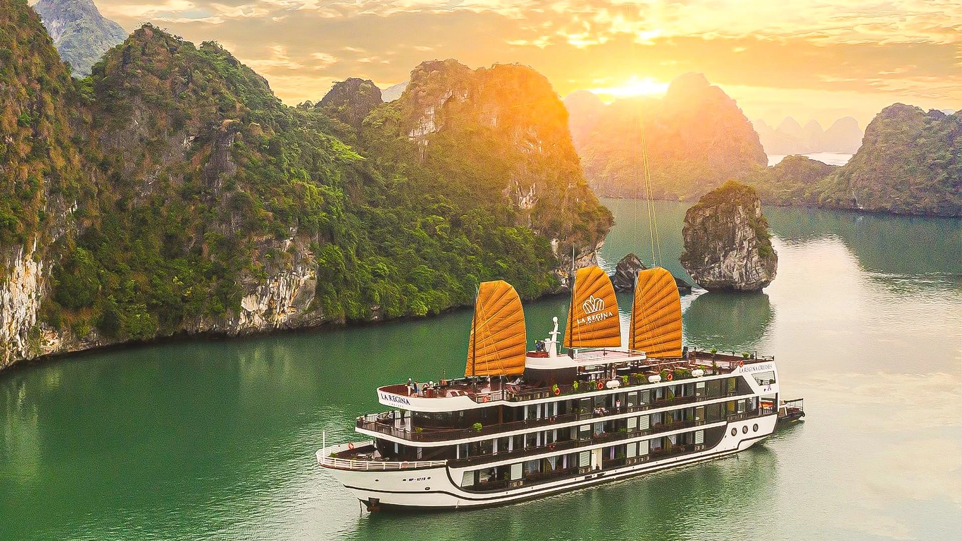 Vietnam summer 2025: The Best Guide to Beat the Heat 6 top places to visit vietnam in the summer wEWt