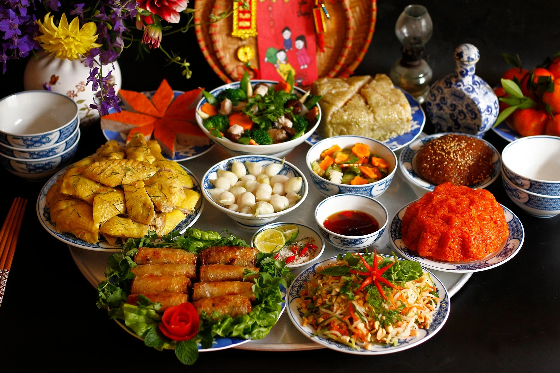 Traditional Vietnamese culture: The Best Guide for Culture Travelers 2025 3 A Taste of Vietnam: Exploring Traditional Vietnamese Food - YESD Authentic  Responsible Tours