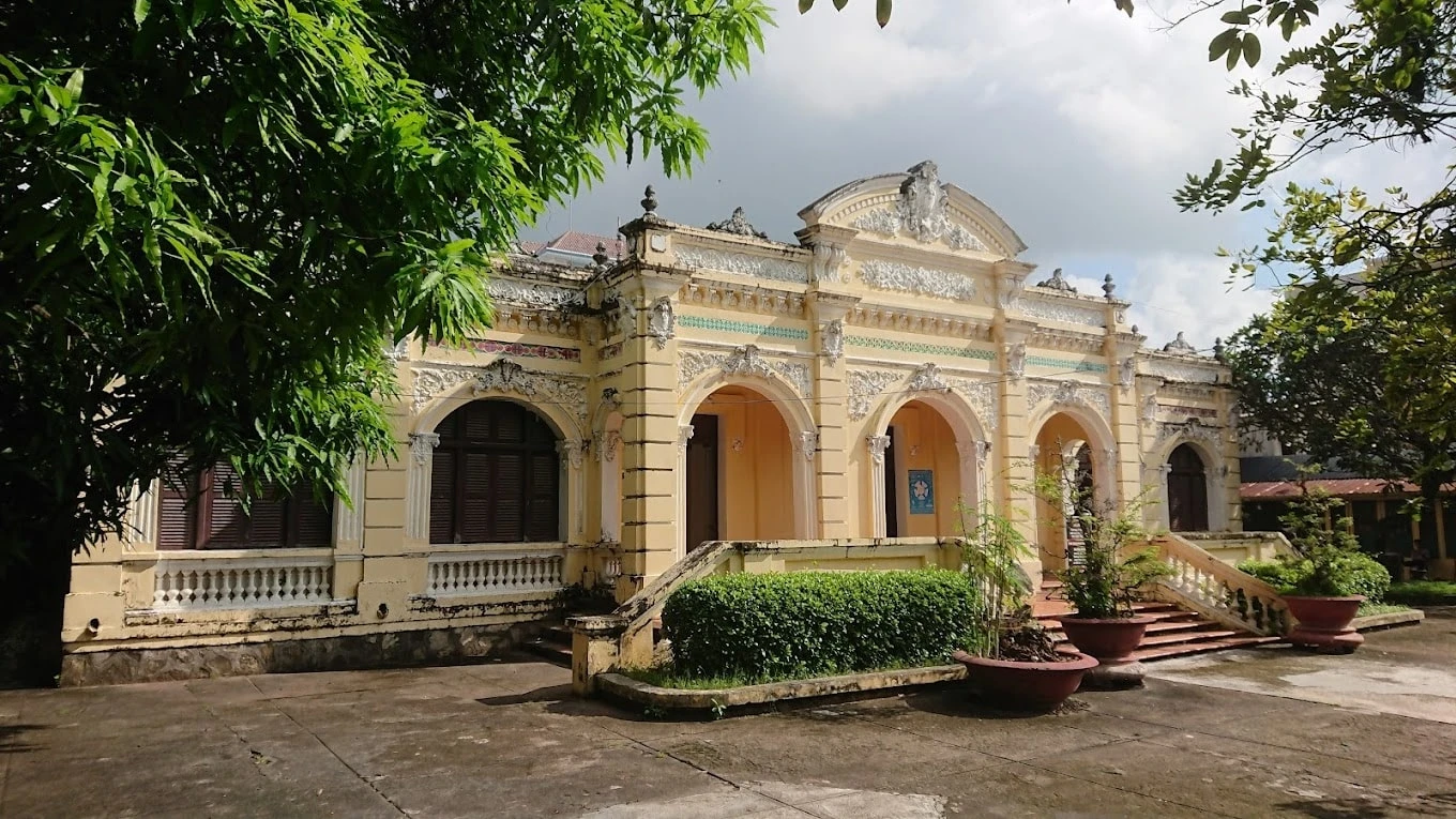 Kien Giang Vietnam: Wigo Tourist's 2025 Guide to a Coastal Paradise 16 What is there in Kien Giang tourism? TOP 24 beautiful places